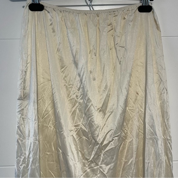 Sears Tradition | Vintage Lace Slip - Picture 2 of 11